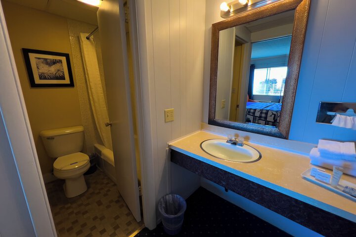 Room 17 of 81