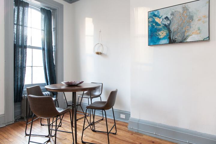 Room 1 of 25