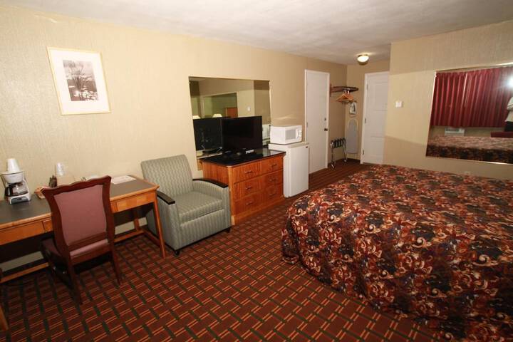 Room 16 of 41