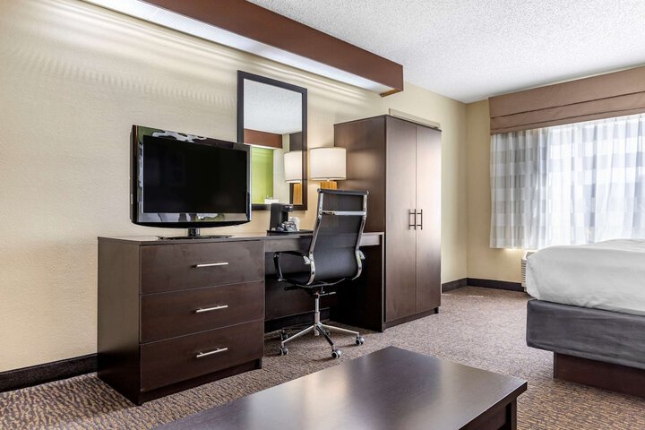 Room 21 of 47