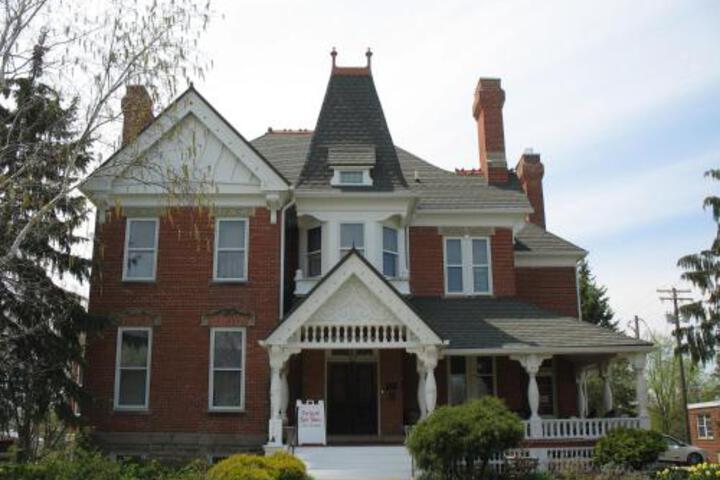 The Kerr House
