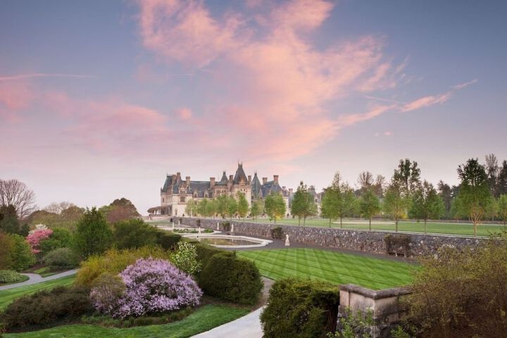 Village Hotel on Biltmore Estate