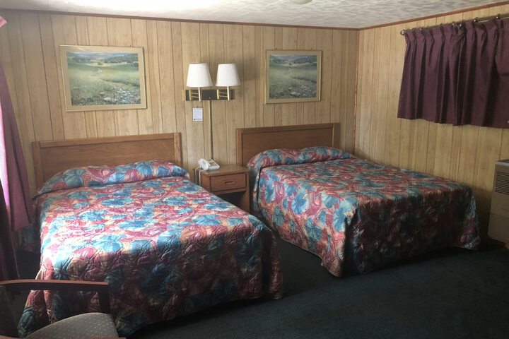 Room 8 of 24