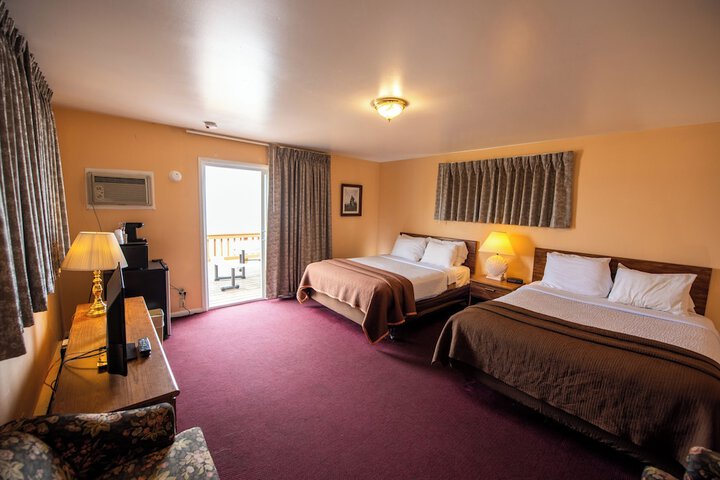 Room 8 of 22