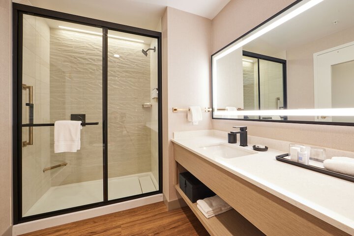 Hotel Effie Sandestin Autograph Collection