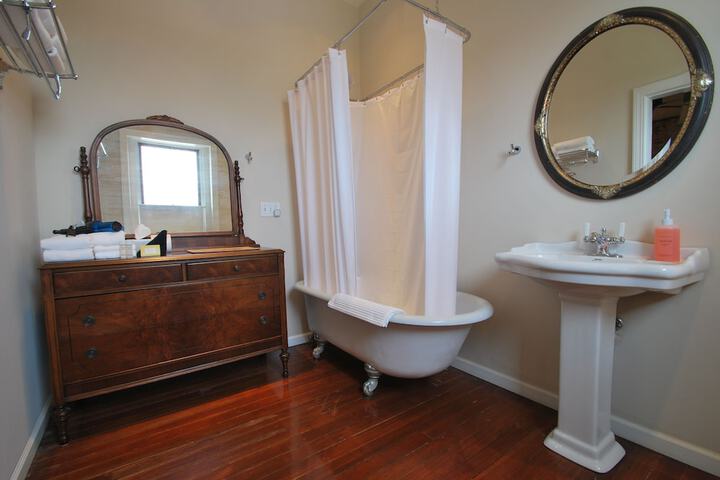 Room 15 of 41