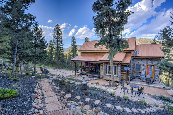 Mountain Getaway Cabinhot Tub & Pool Table4bd