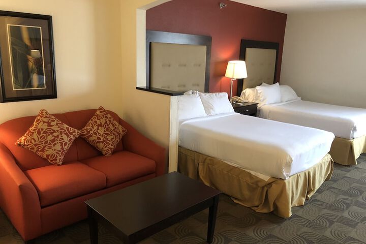 Country Inn & Suites by Radisson Murrells Inlet, SC