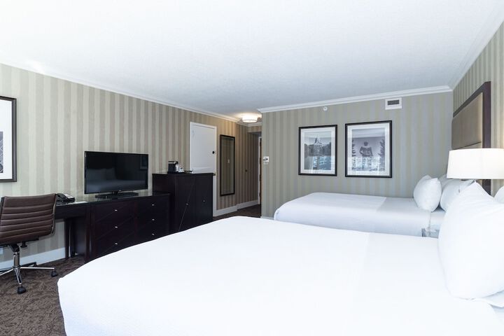 Sandman Signature Edmonton Downtown Hotel