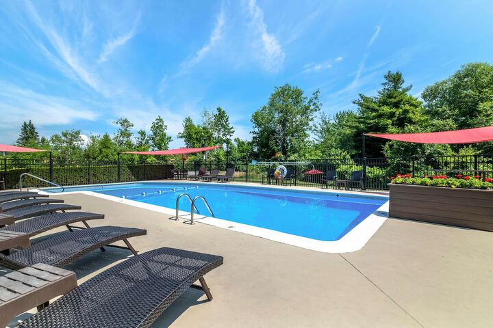 Pool 13 of 125