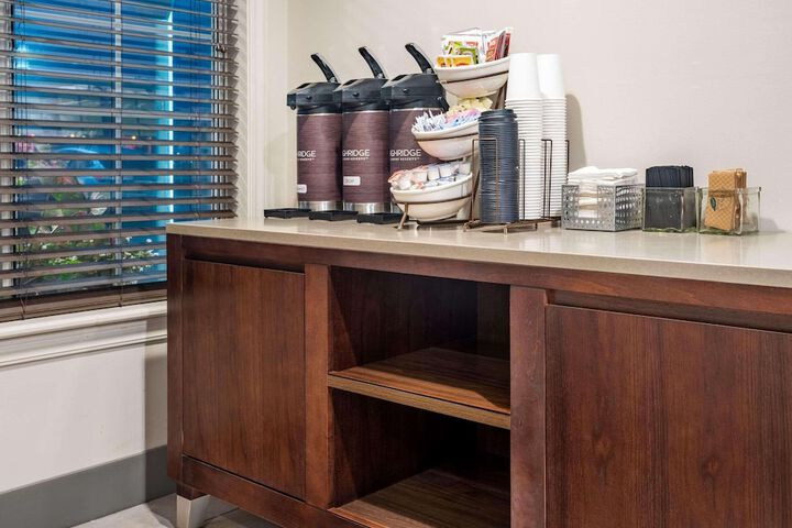 Country Inn & Suites by Radisson Maumee - Toledo