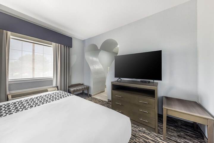 Best Western Atoka Inn & Suites