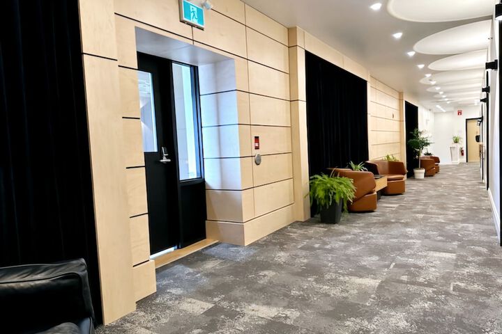 Ballroom/Hall 106 of 110