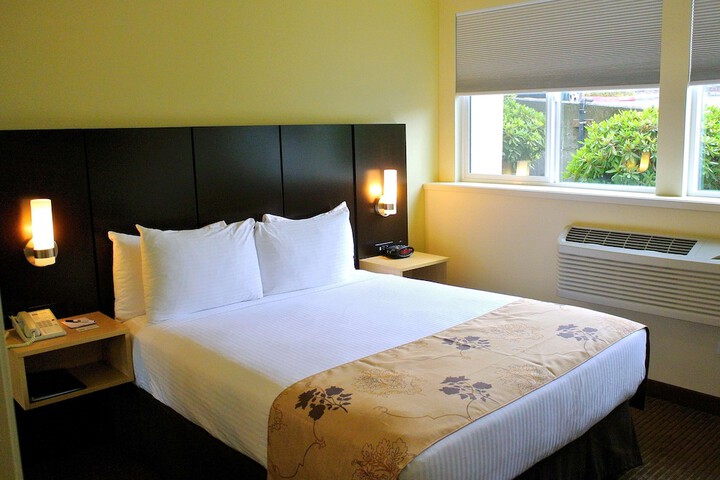 Room 19 of 49