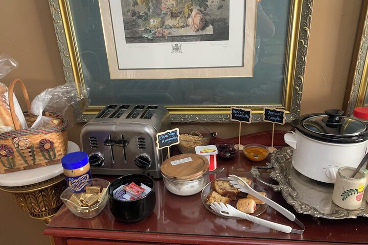 Dining 91 of 107