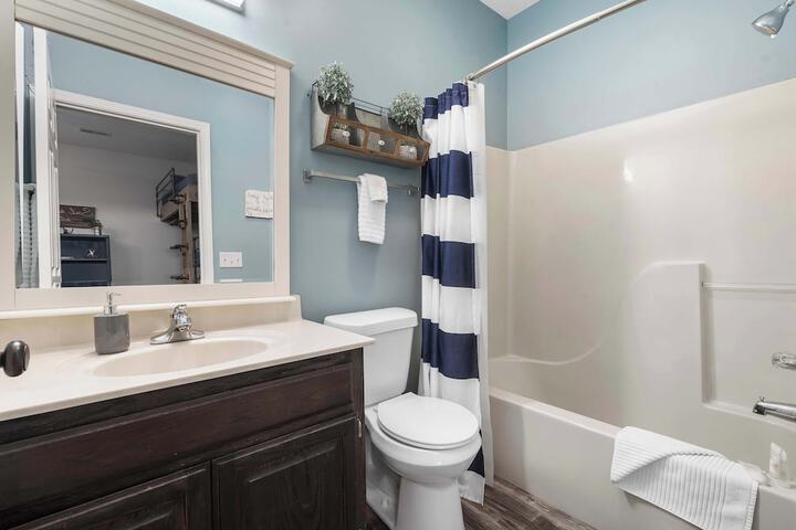 Blue Oak Hideaway - a Kids Paradise