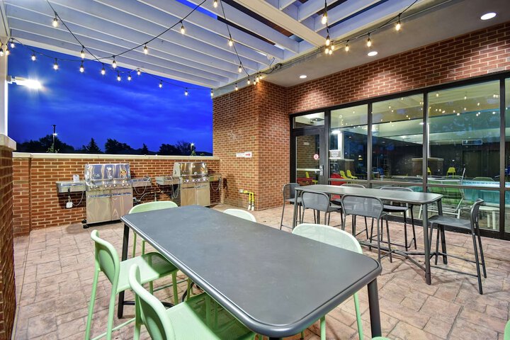 Terrace/Patio 45 of 47