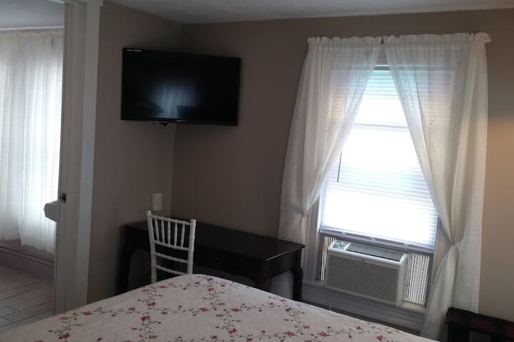Island Guest House B & B