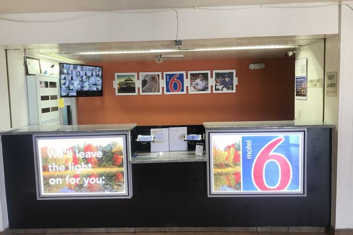 Motel 6 Raleigh NC - North