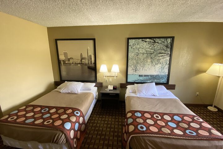 Room 14 of 20