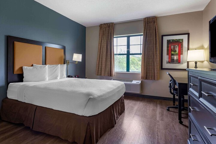 Extended Stay America Suites Edison Raritan Center