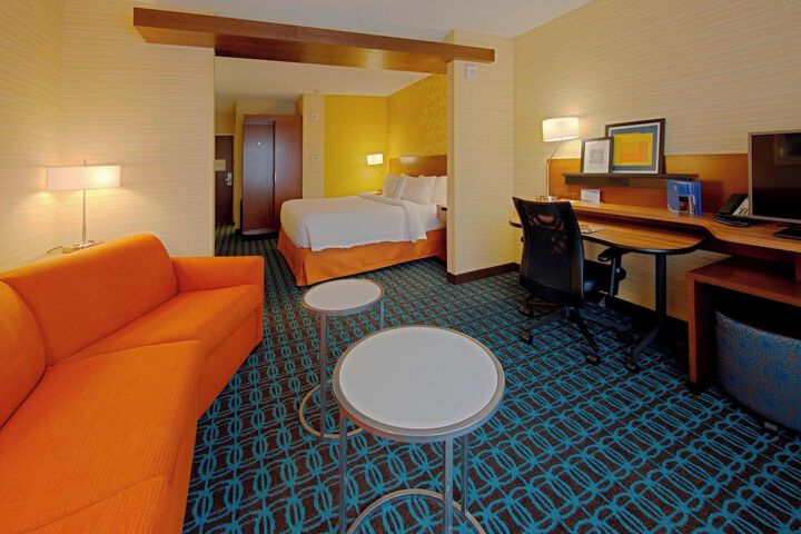 Room 12 of 24