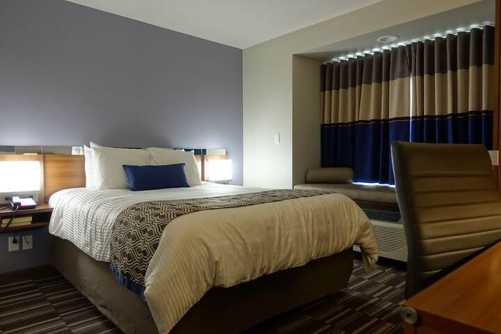 Room 12 of 42