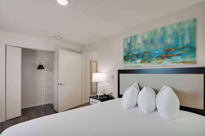 Room 81 of 104