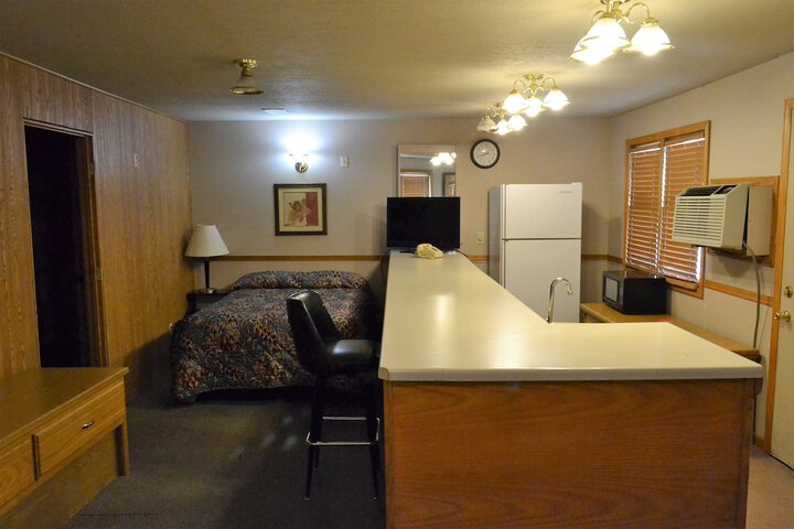 Room 53 of 81