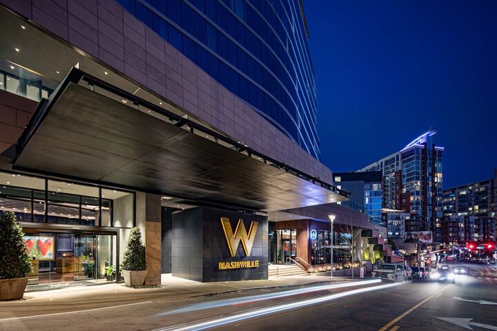 W Nashville