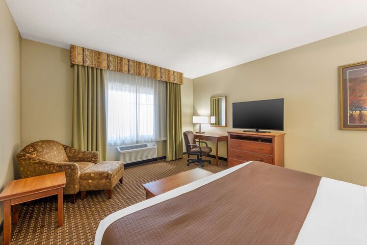 Best Western Plus Grand Island Inn & Suites