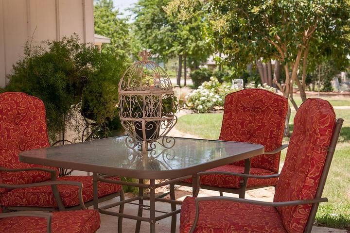 Sandstone Street Bed and Breakfast