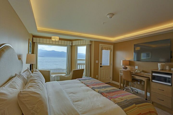 Room 70 of 183