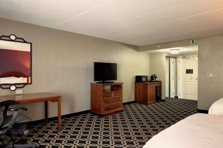 Room 15 of 51