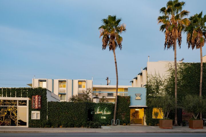 Hotel 3 of 48