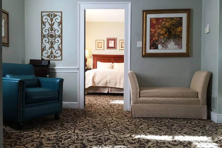 Room 146 of 235