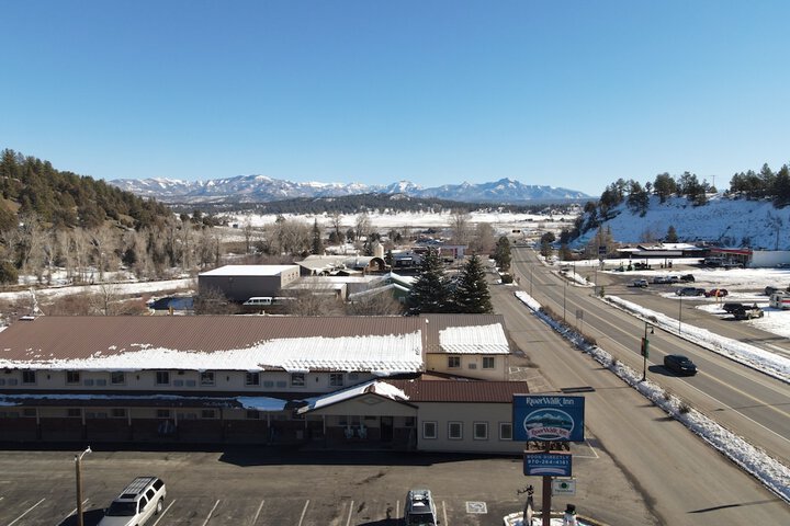 RiverWalk Inn