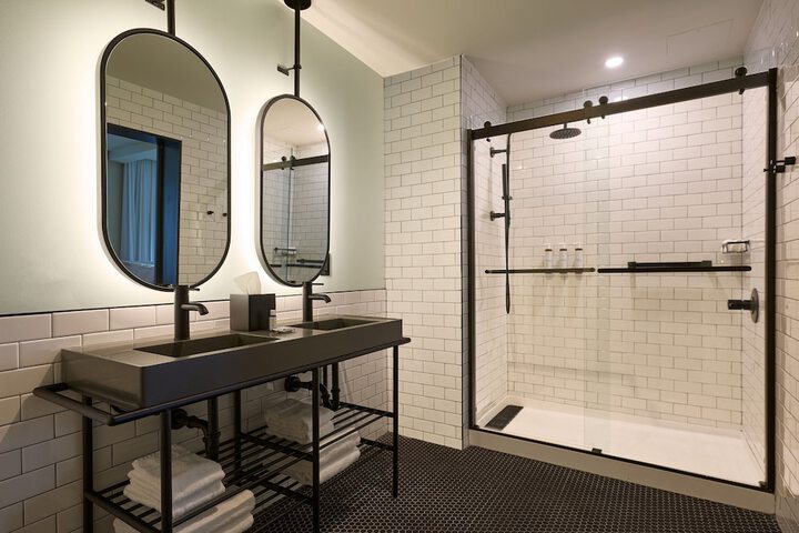 Moxy Virginia Beach Oceanfront