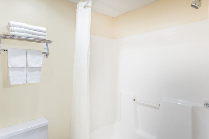 Room 19 of 25