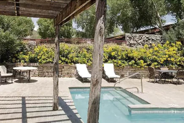 Pool 9 of 49