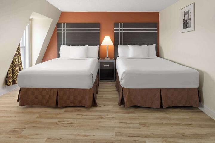 Room 19 of 50