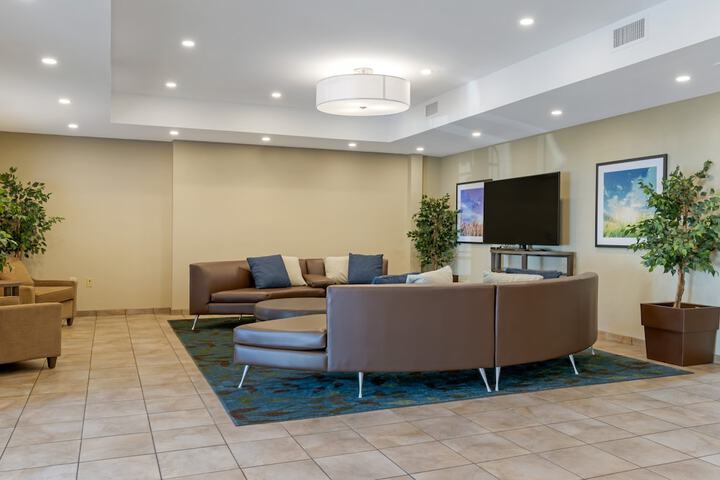 Hotel 3 of 28