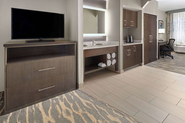 La Quinta Inn & Suites by Wyndham Kokomo