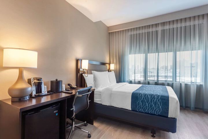 Room 20 of 38