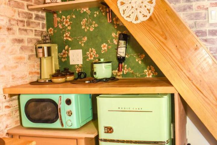 Miami Tiny Vintage Cottage
