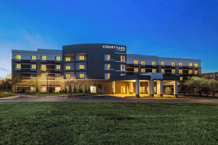 Courtyard by Marriott Starkville MSU at the Mill