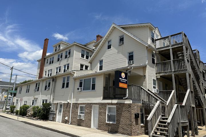 Hotel 7 of 65