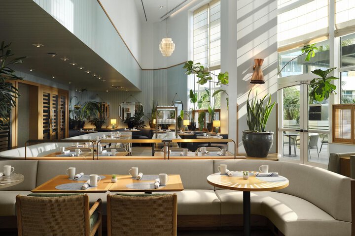 Signia by Hilton Diplomat Beach Resort