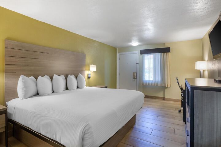 SureStay by Best Western Chambers Petrified Forest