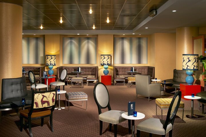 Lounge 93 of 108